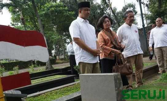 Anies ziarah - 3