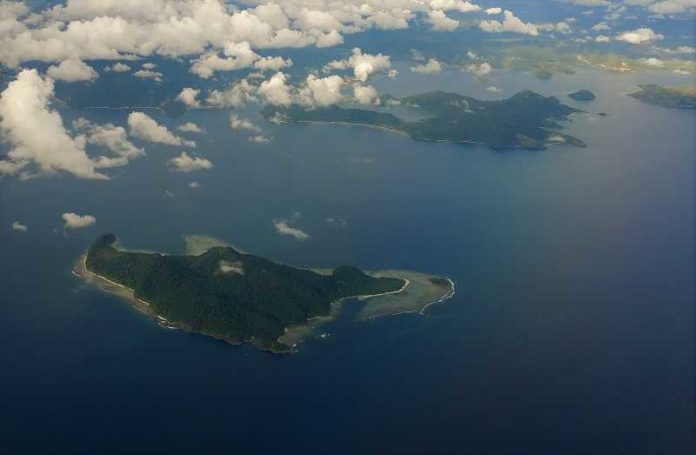 01_Pulau-Marak-dan-Pulau-Cubadak-dan-Gugusan-Pulau-Kecil-di-Kawasan-Mandeh