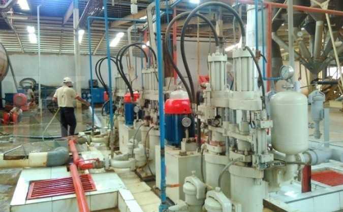 Harga Gas Industri Selangit Delapan Pabrik Keramik Tutup 
