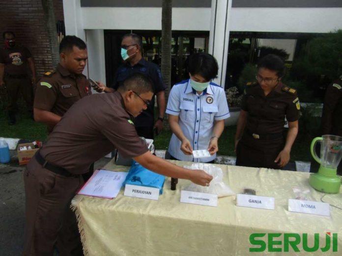 Barang bukti Barang bukti