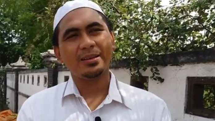 Gus Yasin Gus Yasin