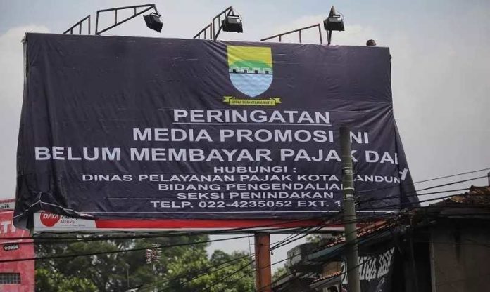 Pemkot Surabaya: Banyak Reklame Tak Berizin — SERUJI
