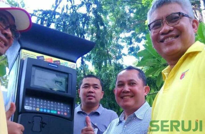 Pemkot Surabaya Terapkan Alat Parkir Elektronik di Taman 